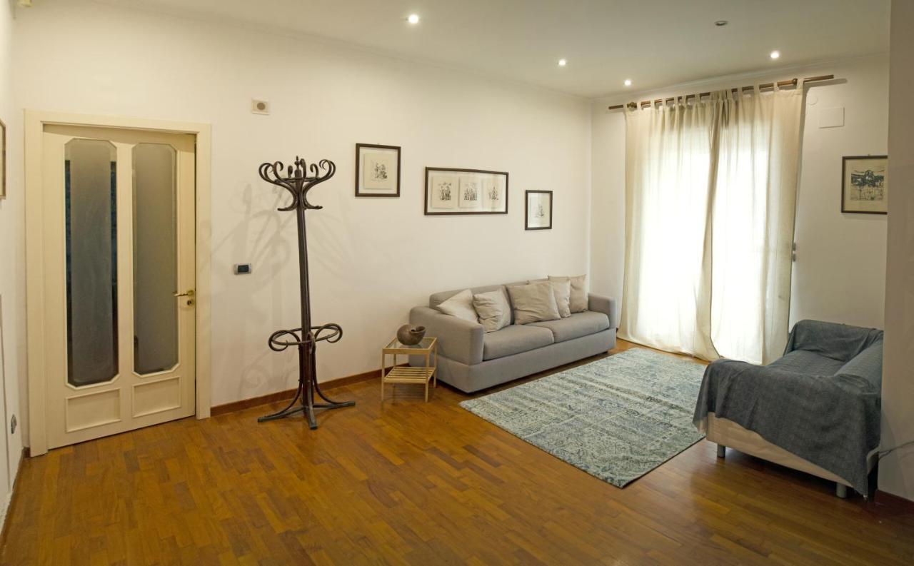 Bed & Breakfast Salotto Napoletano Naples