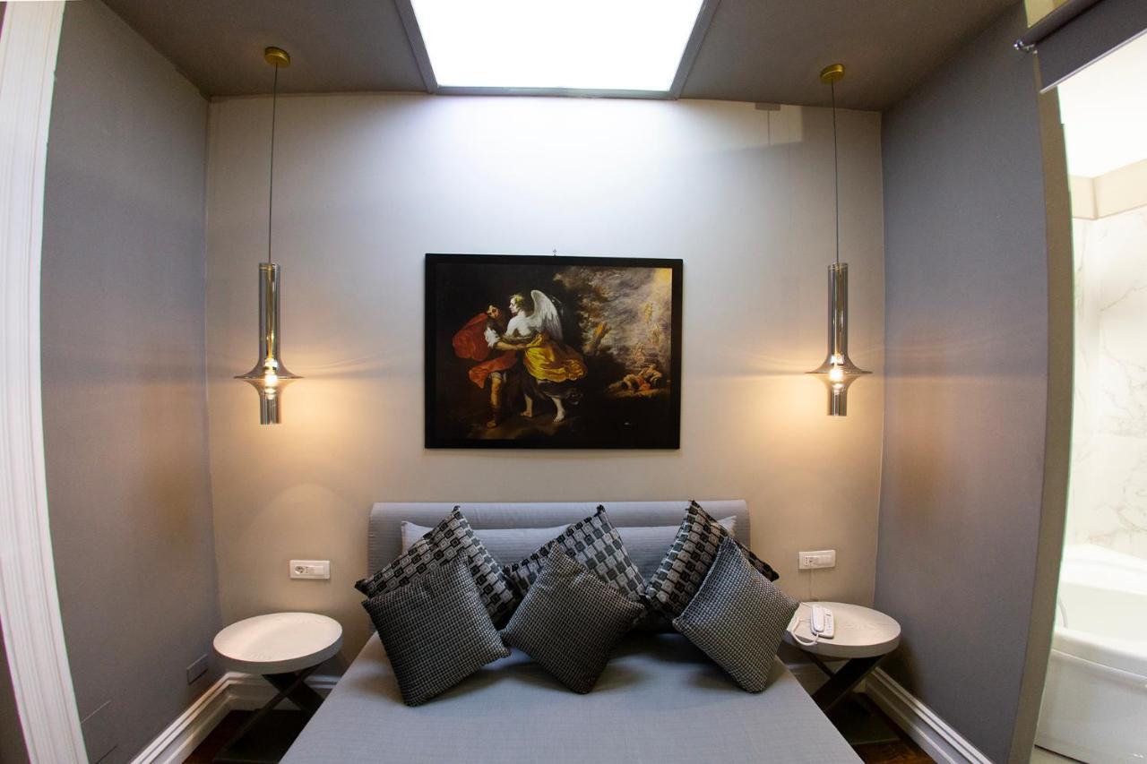 Leone D'autore - Chiaia Guest house