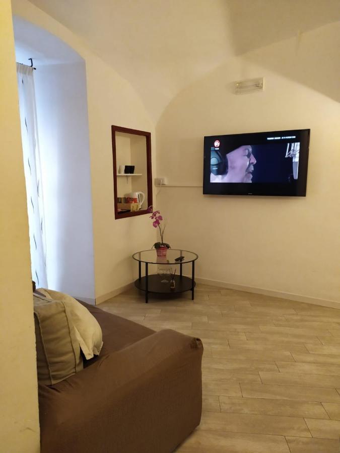 Bruno's Historic 3* Naples