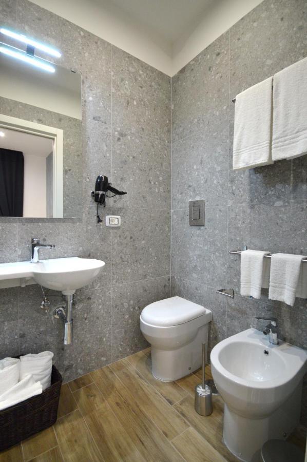 Napoliseason & Breakfast Bed & Breakfast 5*