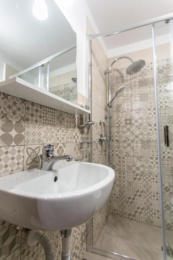 Colonna Bed Bed & Breakfast Naples