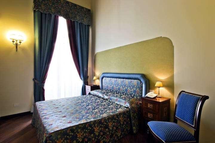 Hotel Decumani De Charme