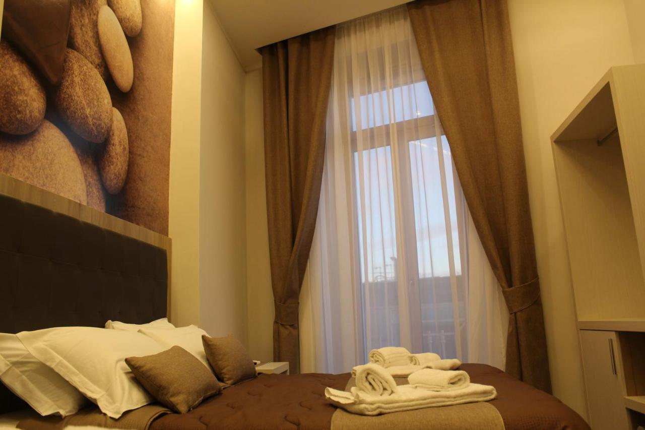 Dante Relais 2* Naples