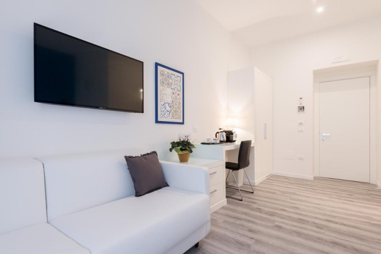 Napoliving Guest house 2*