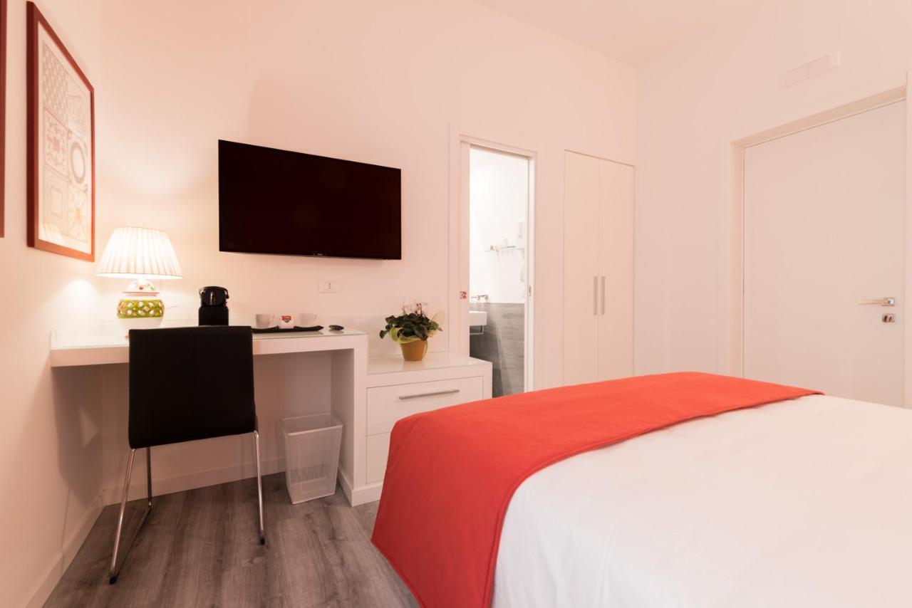 Napoliving Guest house 2*