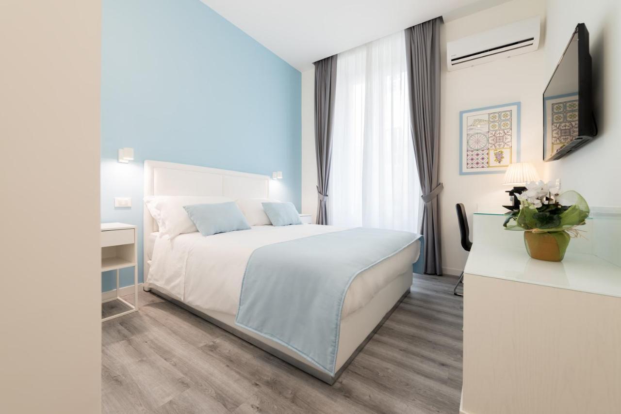 Napoliving Guest house