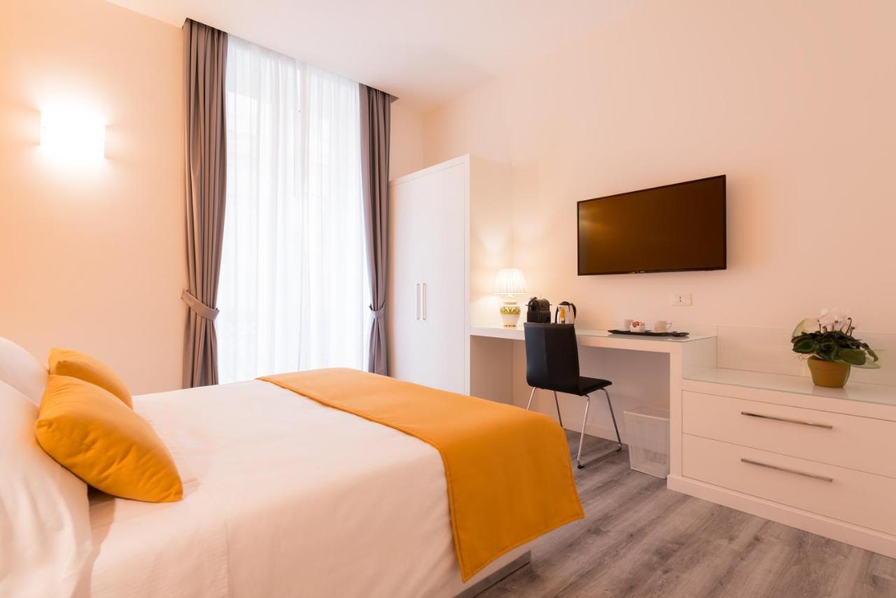 Napoliving Guest house 2*