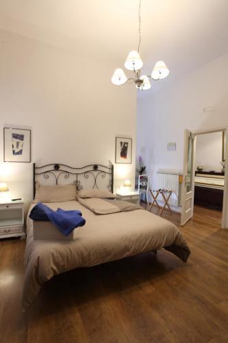 Pietrasanta Lt Bed & Breakfast