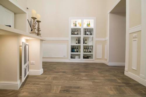 Domus Deorum Deluxe 2* Naples