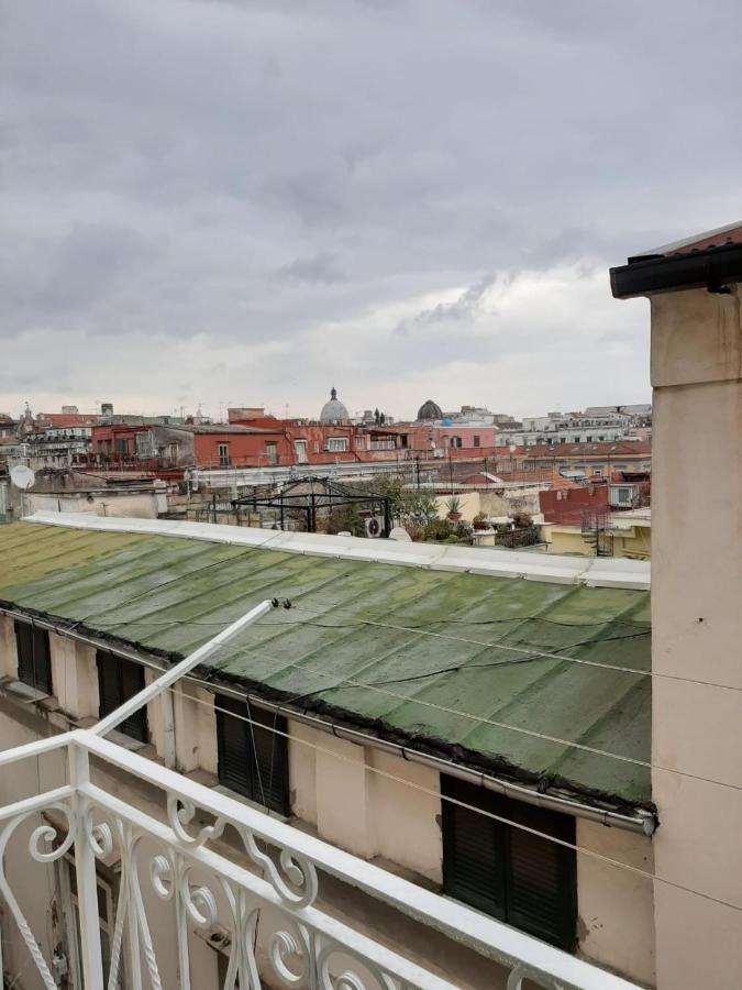 Bed & Breakfast A Due Passi Da Dante Naples
