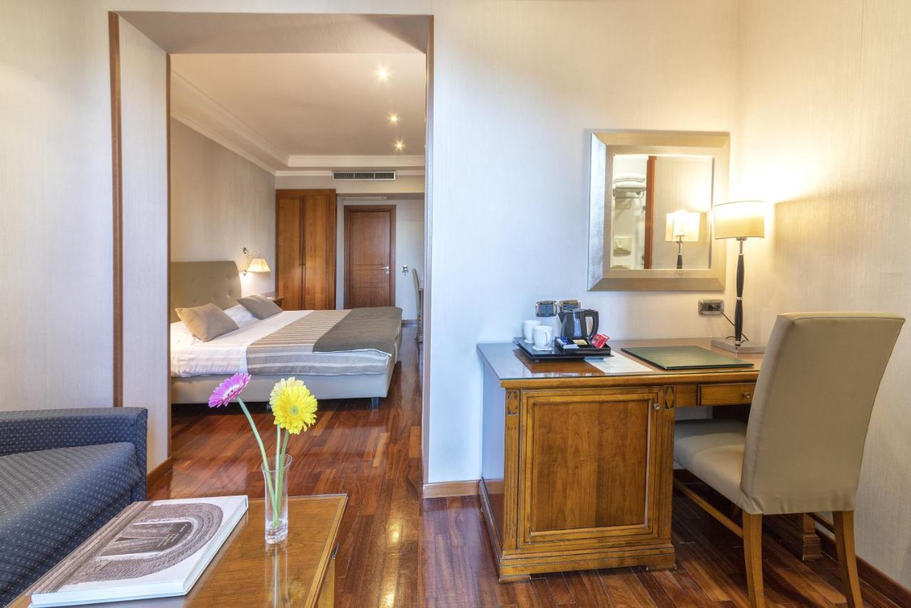 Palazzo Turchini 4* Naples