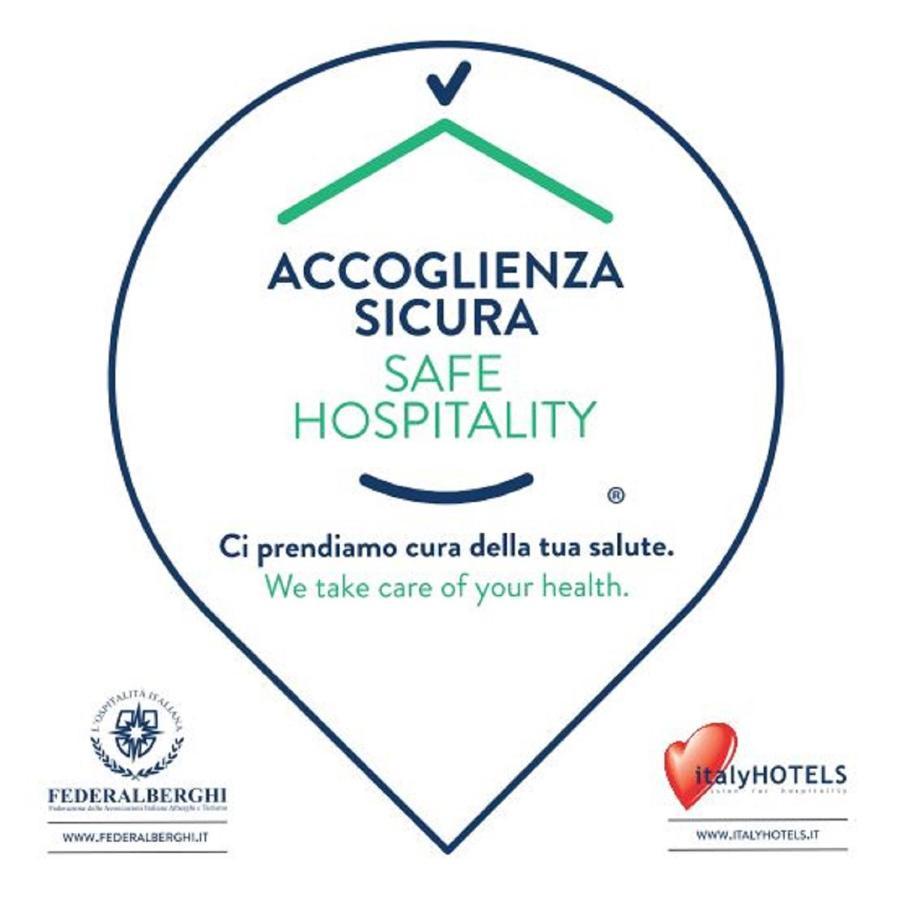 Hotel Colombo Naples