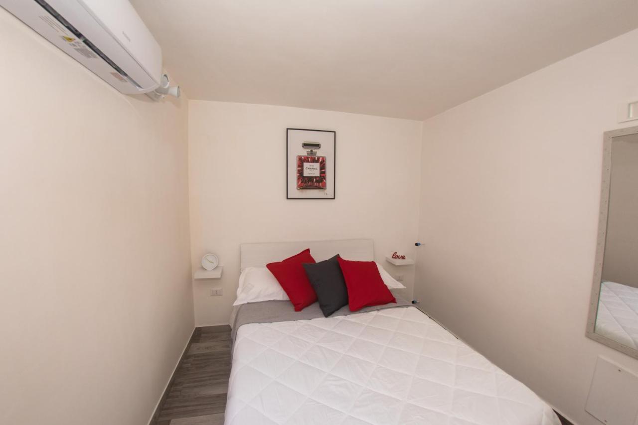Donna Carmen Apartment Naples