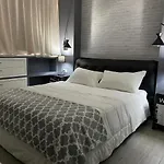 2B Fifteen Floor Suite Napoli
