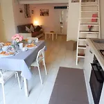 Illy House