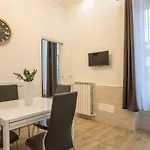 Ilioneo Apartments