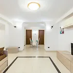 Qs1 - Indipendent Flat In Center