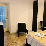 Relais Piazza Del Plebiscito B&B