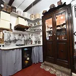 La Casa Dei Custodi Del Duca Ruffo Di Bagnara
