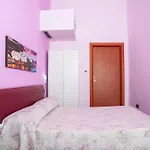 Palazzo Carafa Della Spina Room And Apartment