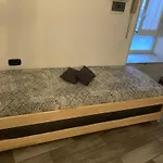 Napoli Central Nest