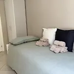 Adrian\'S Guests House