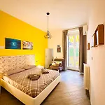 B&B Cosmoneapolitan