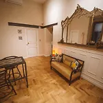 Librai Suite