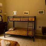 Colonna Bed