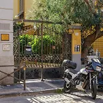Via Aniello Falcone 72B