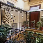 Le Stanze Di Flora