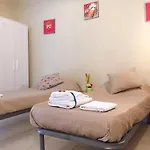Mamas Apartments & Rooms