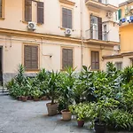 La Lepre Napoli