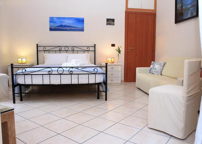B&B Mitilini Central Station