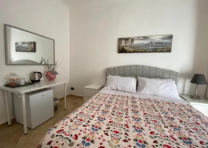 Falu Napoli Centro Camera Con Cucina E Bagno Privato