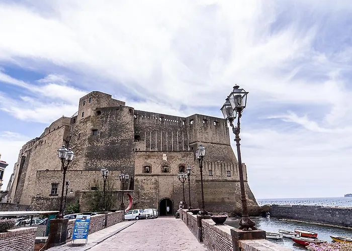 Le 4 Stagioni Dante H Napoli Centro, By Clapa Group