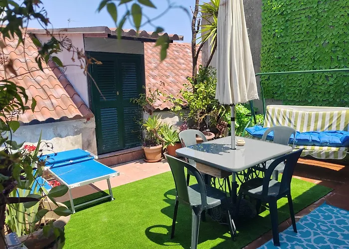 Casa Lego Small Room With Terrace