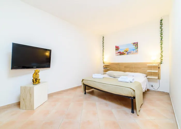 Toto 2 Room