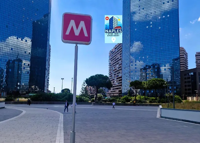 Naples Stay Inn - Close To Metro & All Connections
