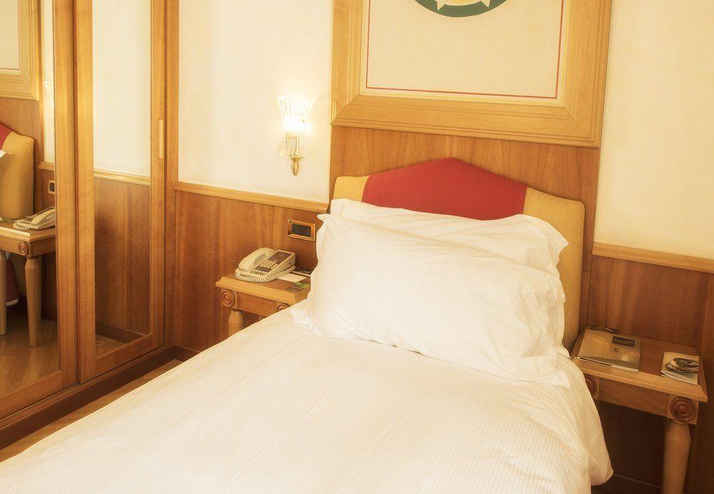 Renaissance Mediterraneo 4*