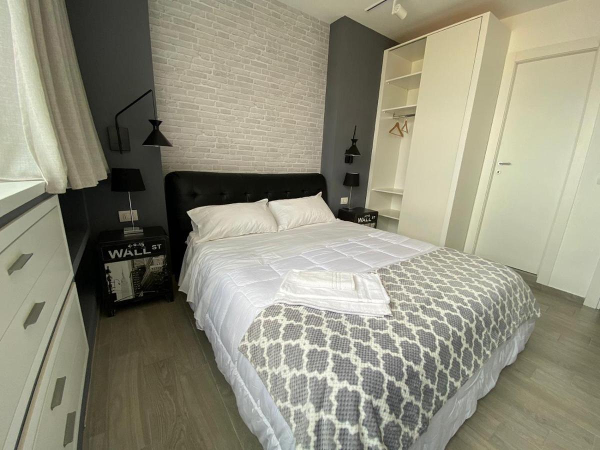 2b Fifteen Floor Bed & Breakfast