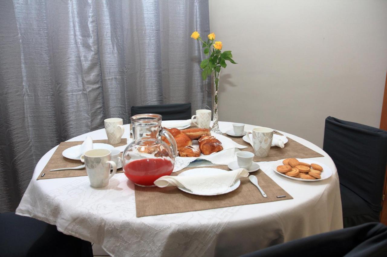 Mitilini Station Bed & Breakfast *