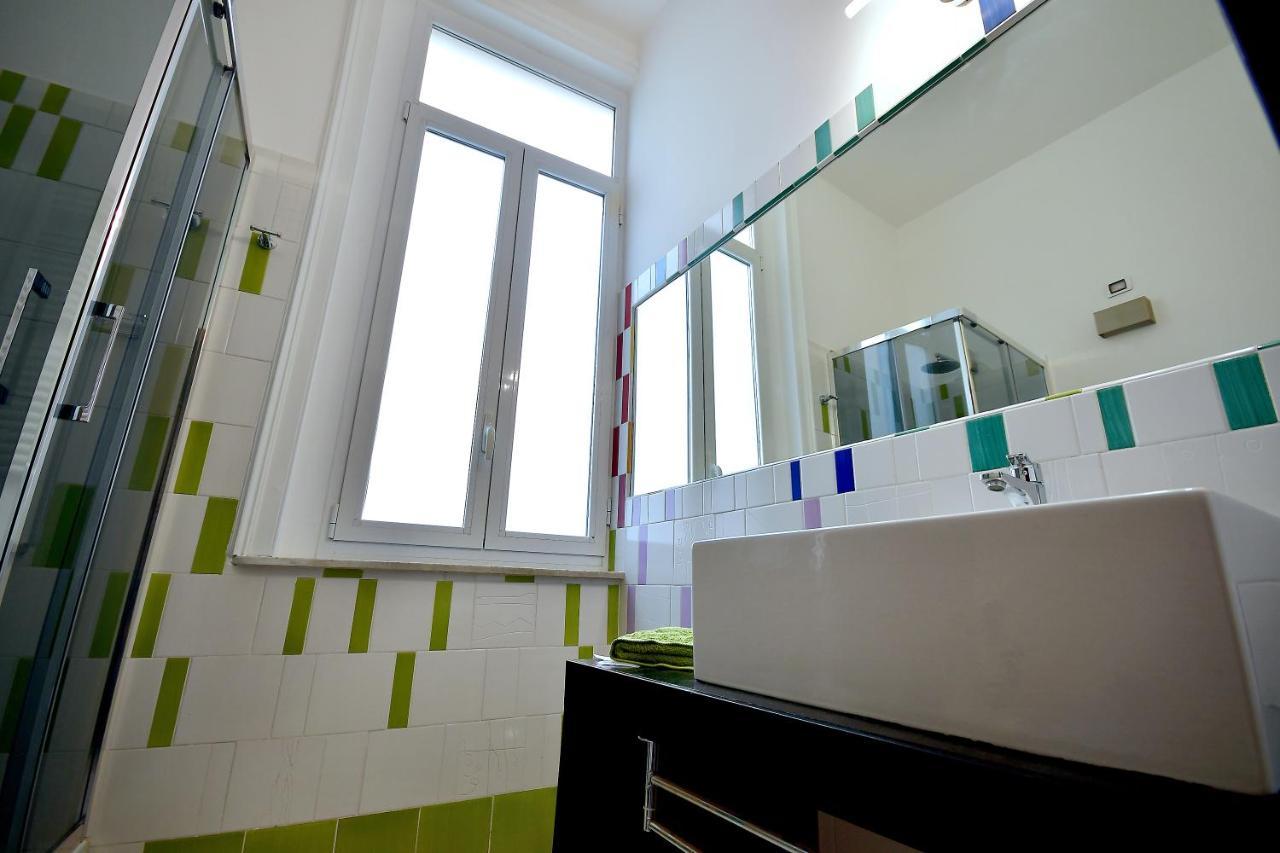 Bed & Breakfast Di Affreschi E Volte Naples