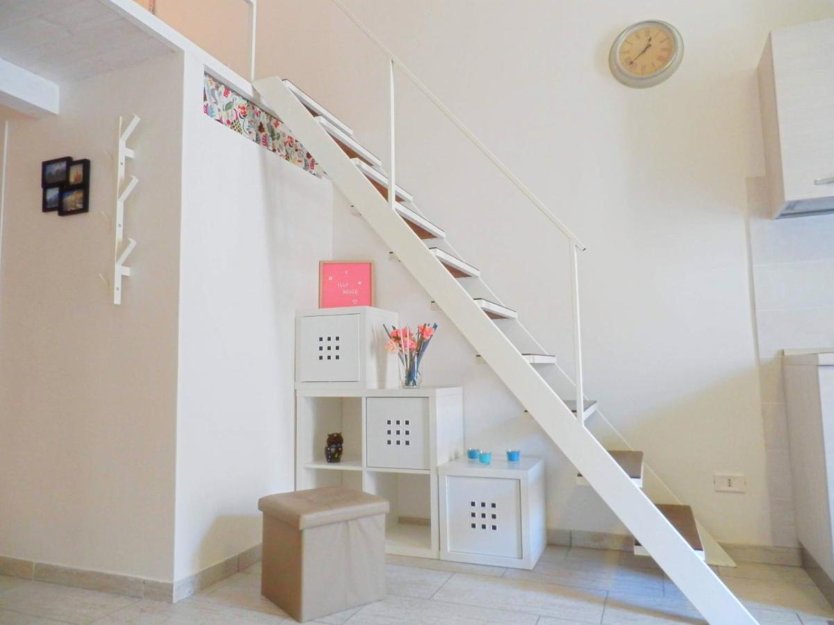 Illy House *