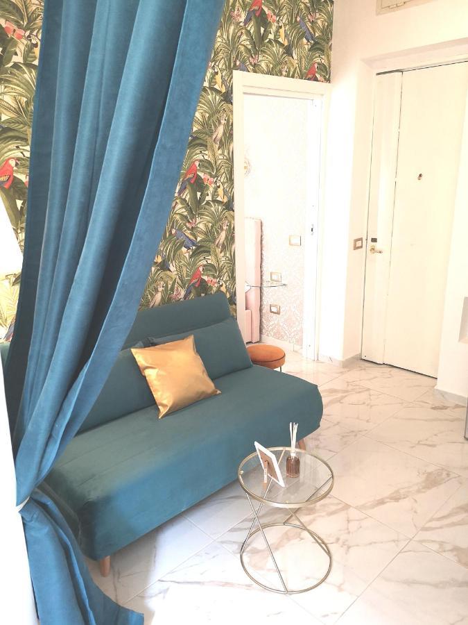 Domus Leone Tre Naples
