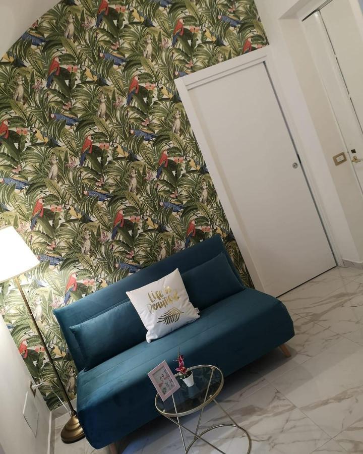 Domus Leone Tre Bed & Breakfast Naples