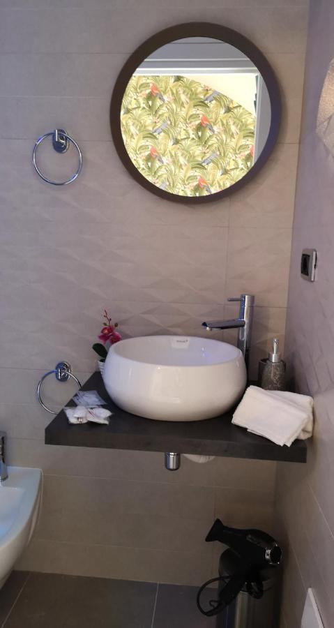 Domus Leone Tre Bed & Breakfast