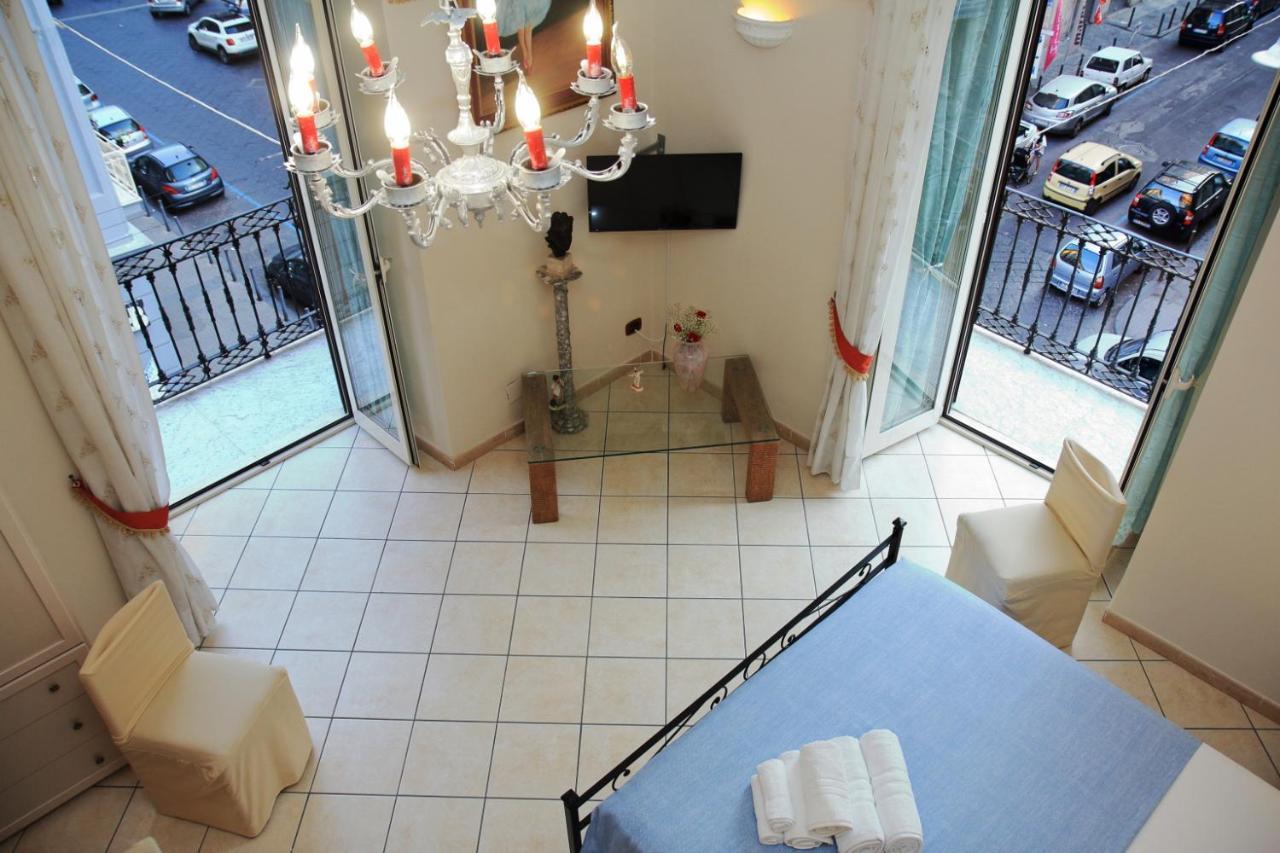 Mitilini Station Bed & Breakfast