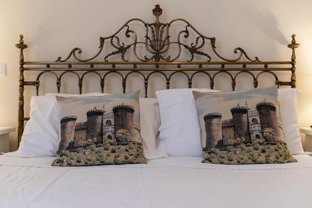 Bed & Breakfast Domus Borbonica Naples