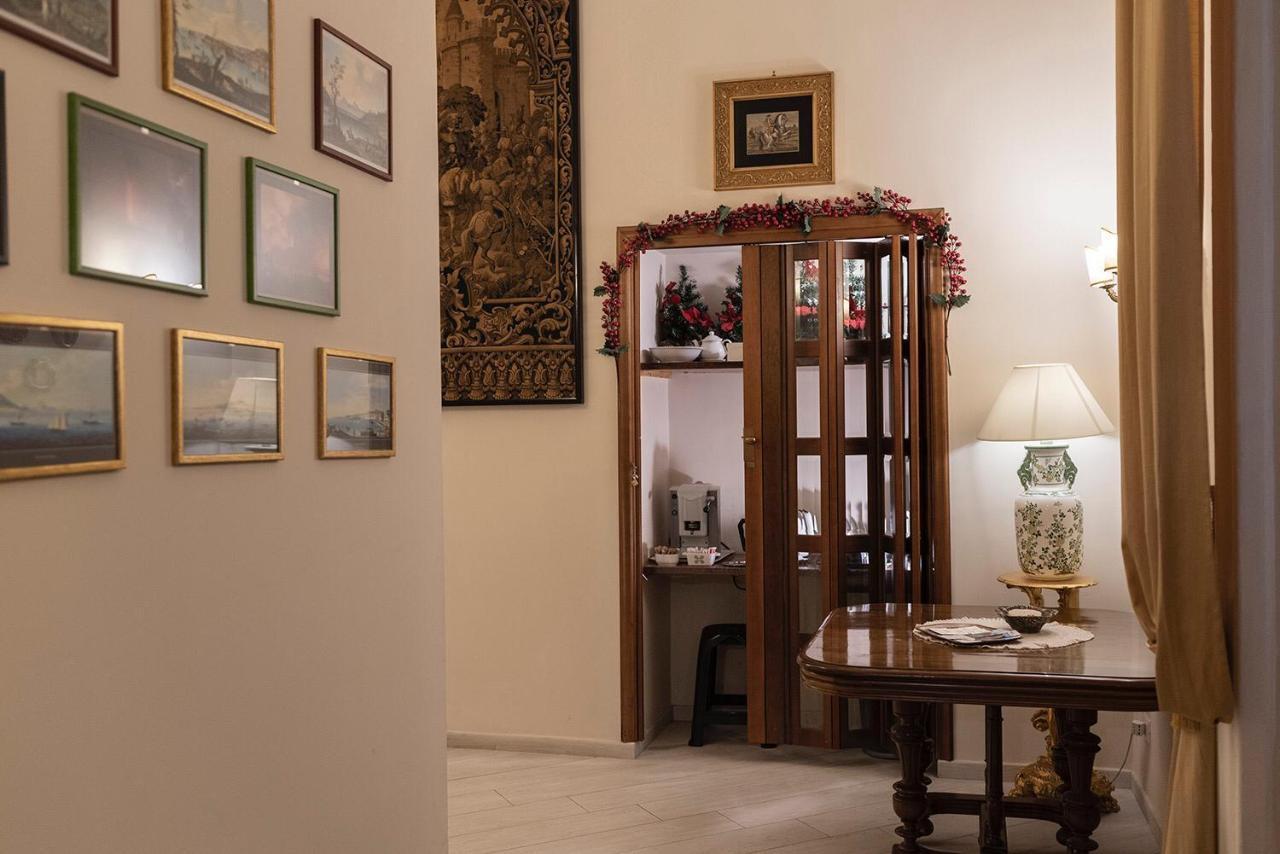 Domus Borbonica Bed & Breakfast 3*